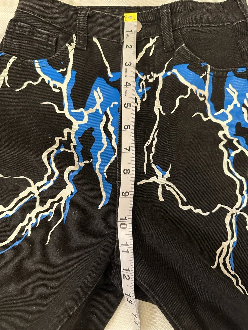💙⚡️🤍⚡️SHEIN Black Straight Jeans with Blue & White Lightning Print, Size XS/0